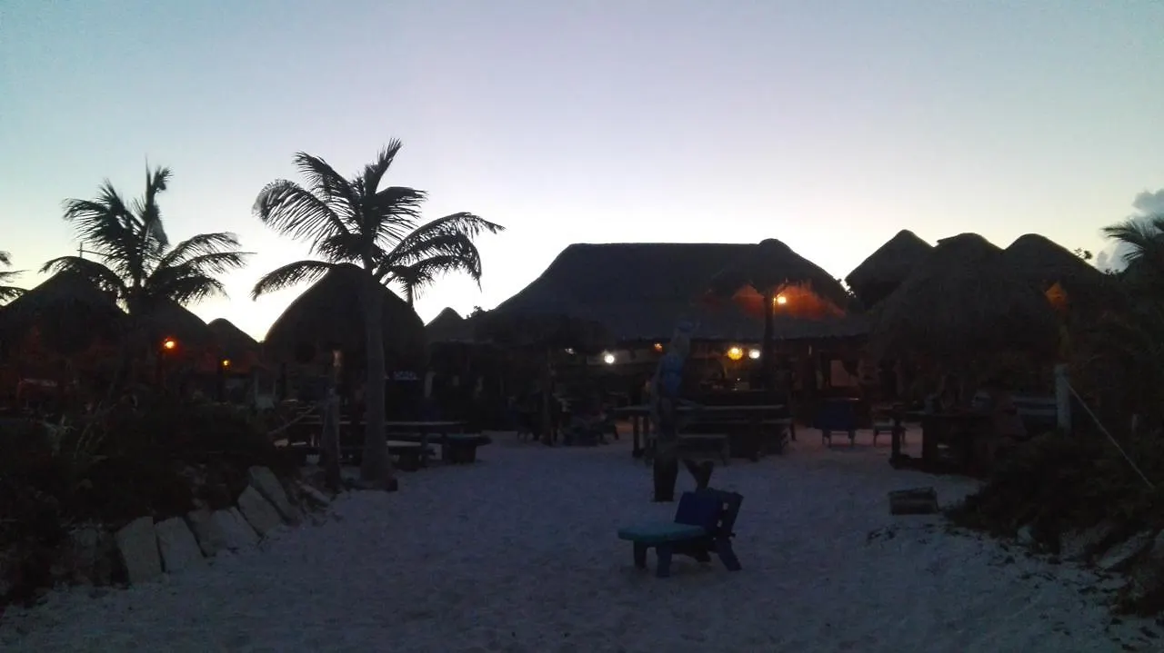 Lodge Revolucion Pancho Villa Tulum