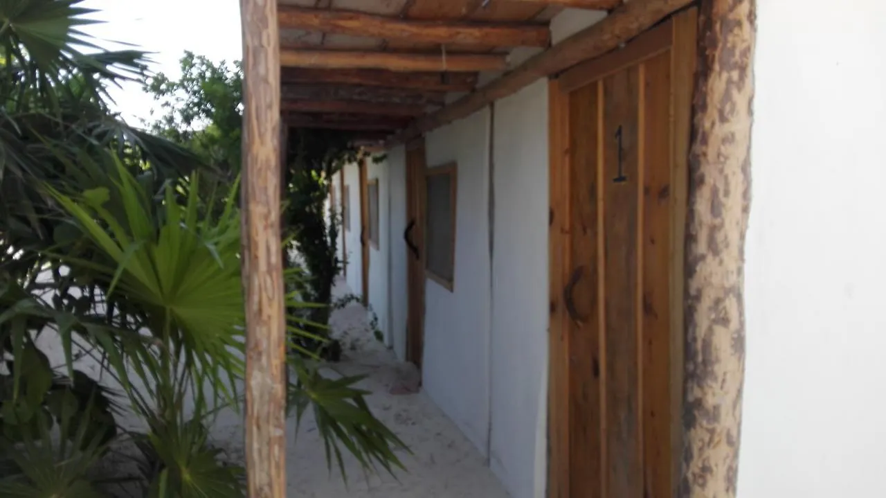 Lodge Revolucion Pancho Villa Tulum Mexiko
